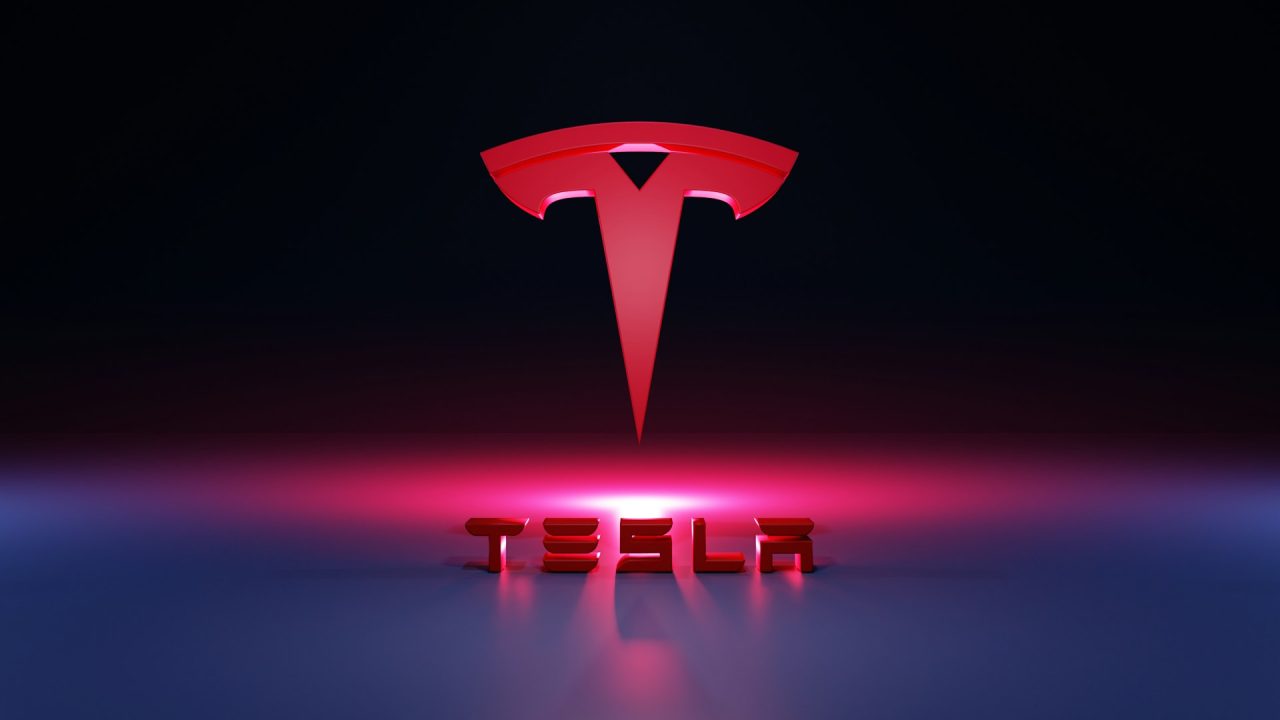 إيلون ماسك بين طموحات تسلا الاستثمارية وإعادة هيكلة تويتر